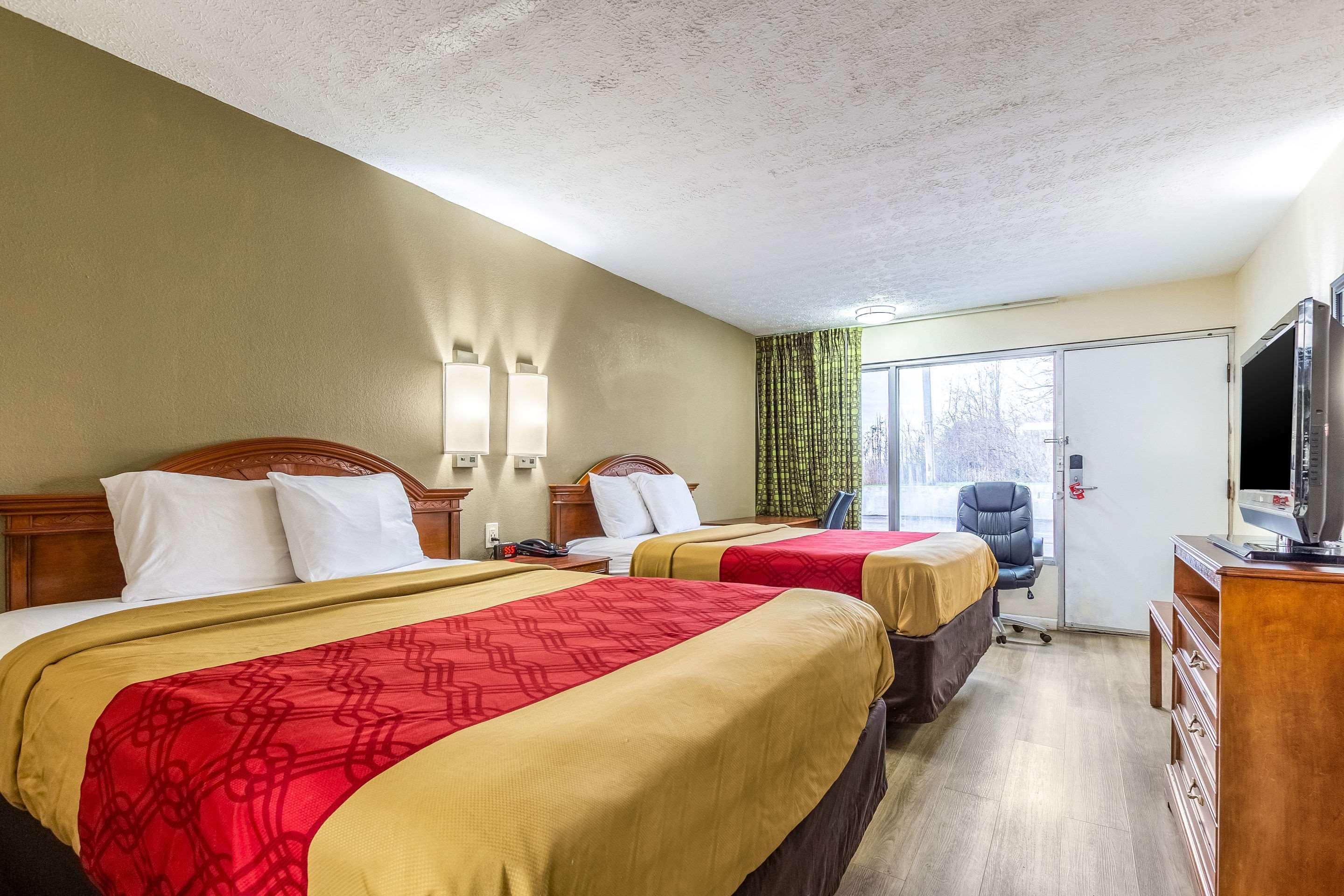 Red Roof Inn Walton - Richwood Eksteriør bilde
