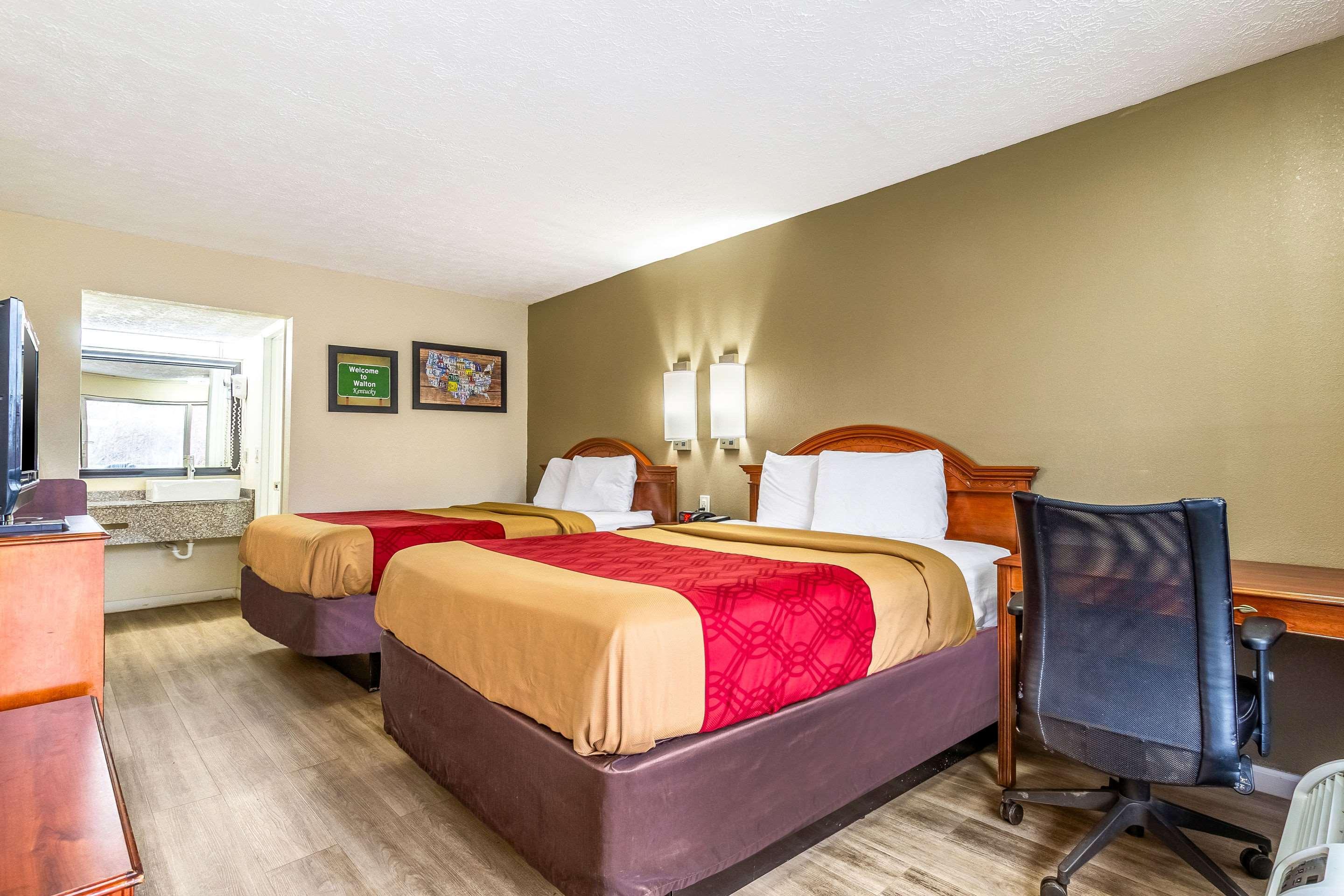 Red Roof Inn Walton - Richwood Eksteriør bilde